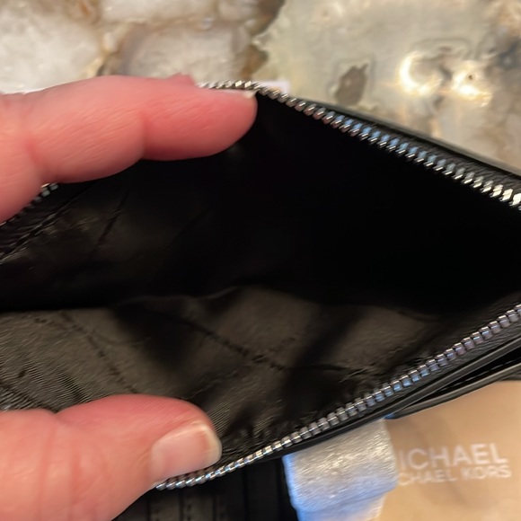 Michael Kors Jet Set Large Double Zip Wallet NWT - Picture 8 of 8